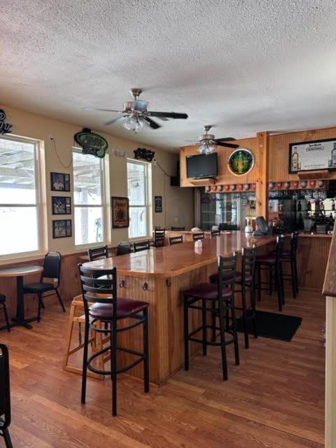 White Sands Inn, Marina, Bar & Grill Port Isabel Extérieur photo