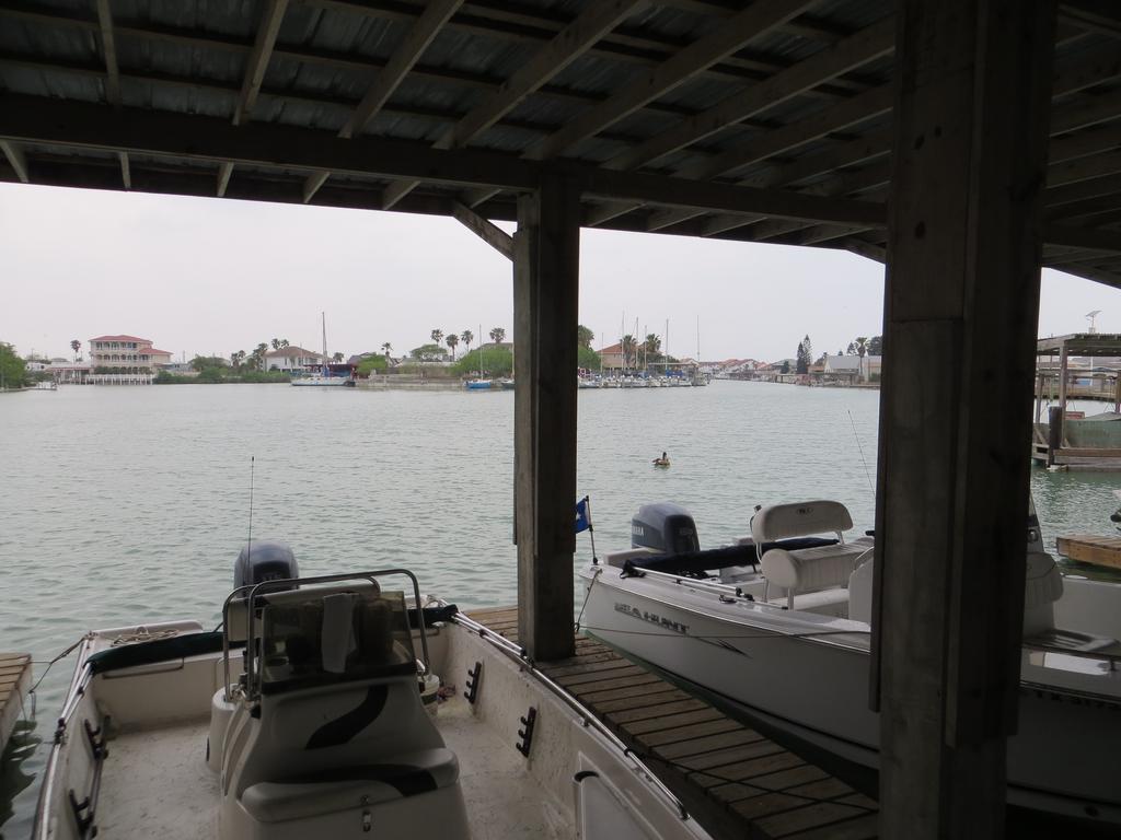 White Sands Inn, Marina, Bar & Grill Port Isabel Extérieur photo