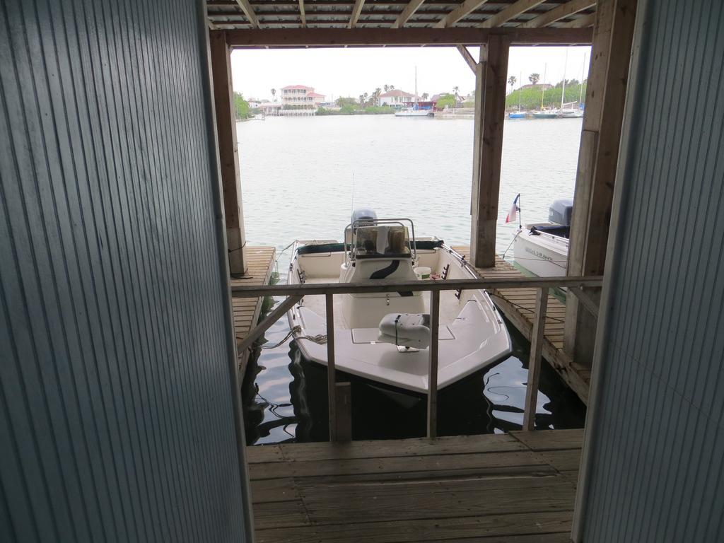 White Sands Inn, Marina, Bar & Grill Port Isabel Extérieur photo
